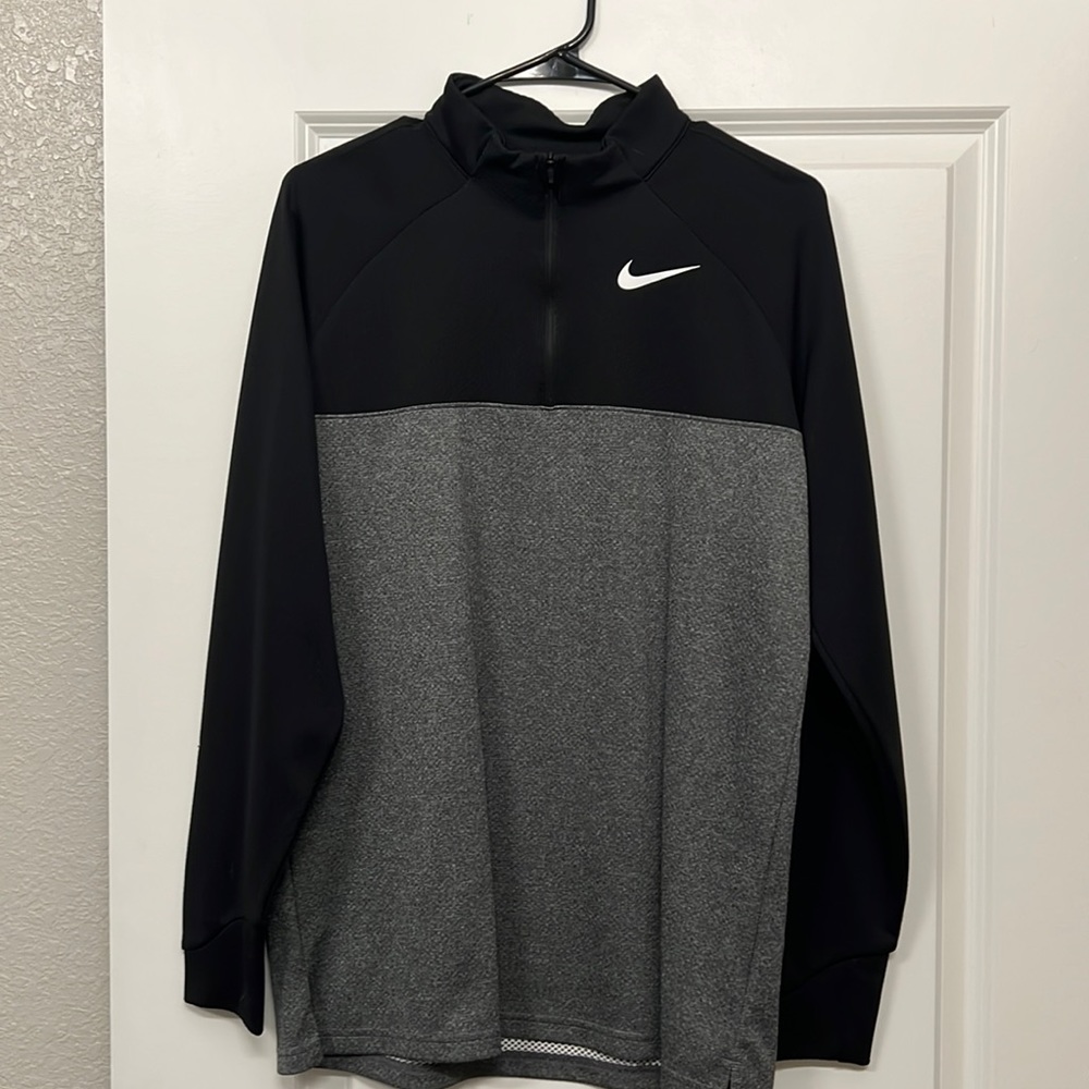 Nike golf pullover